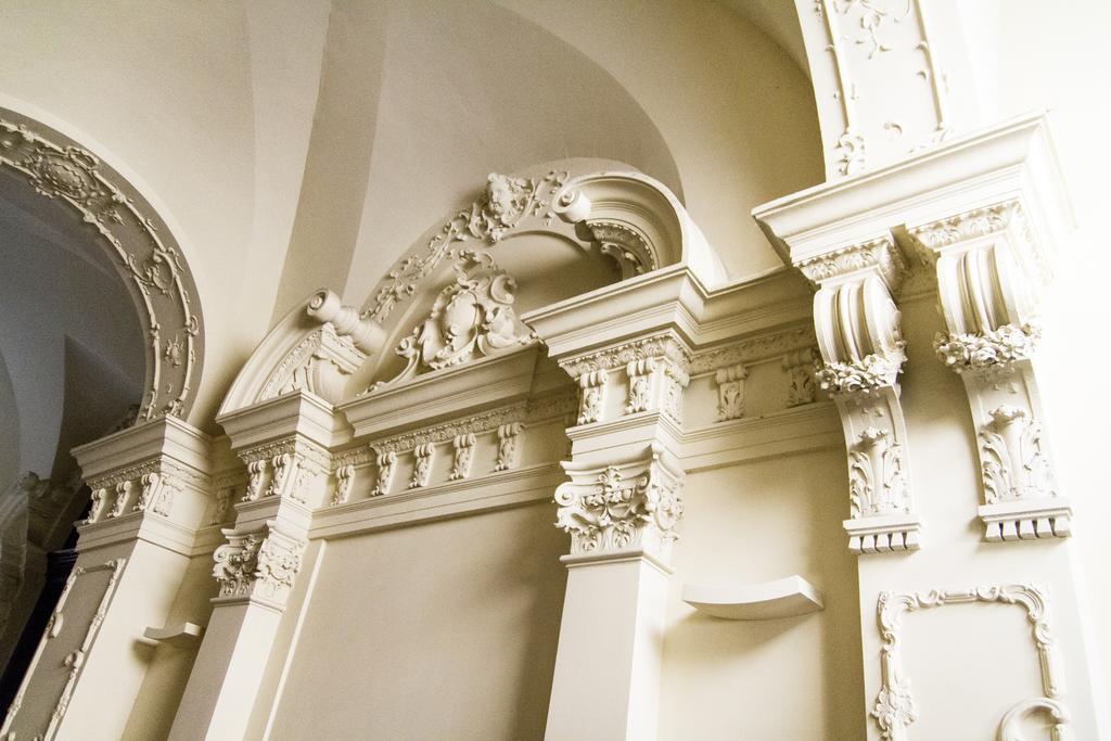 Eoetvoes Apartman Budapest Rum bild